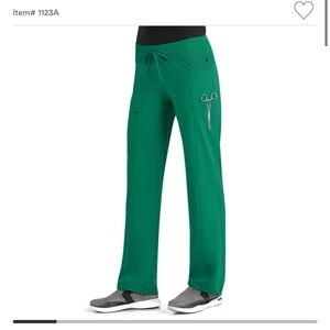 Cherokee Infinity -	
 Straight Leg Drawstring Cargo Pants sz s